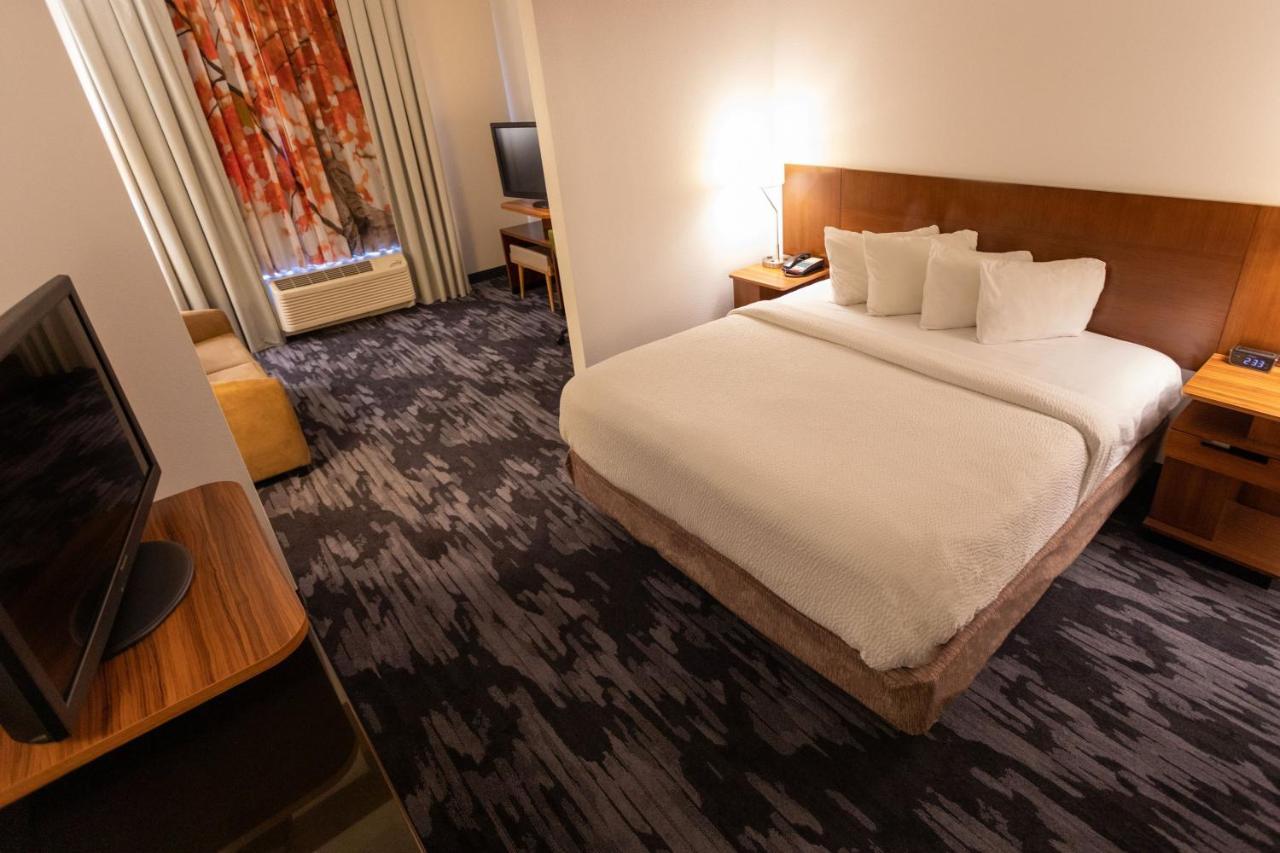 Fairfield Inn & Suites By Marriott Athens I-65 Экстерьер фото