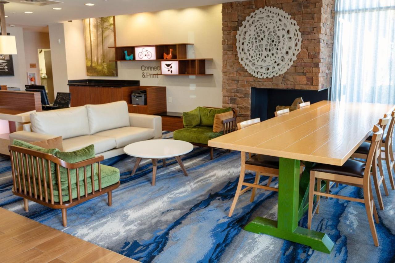 Fairfield Inn & Suites By Marriott Athens I-65 Экстерьер фото
