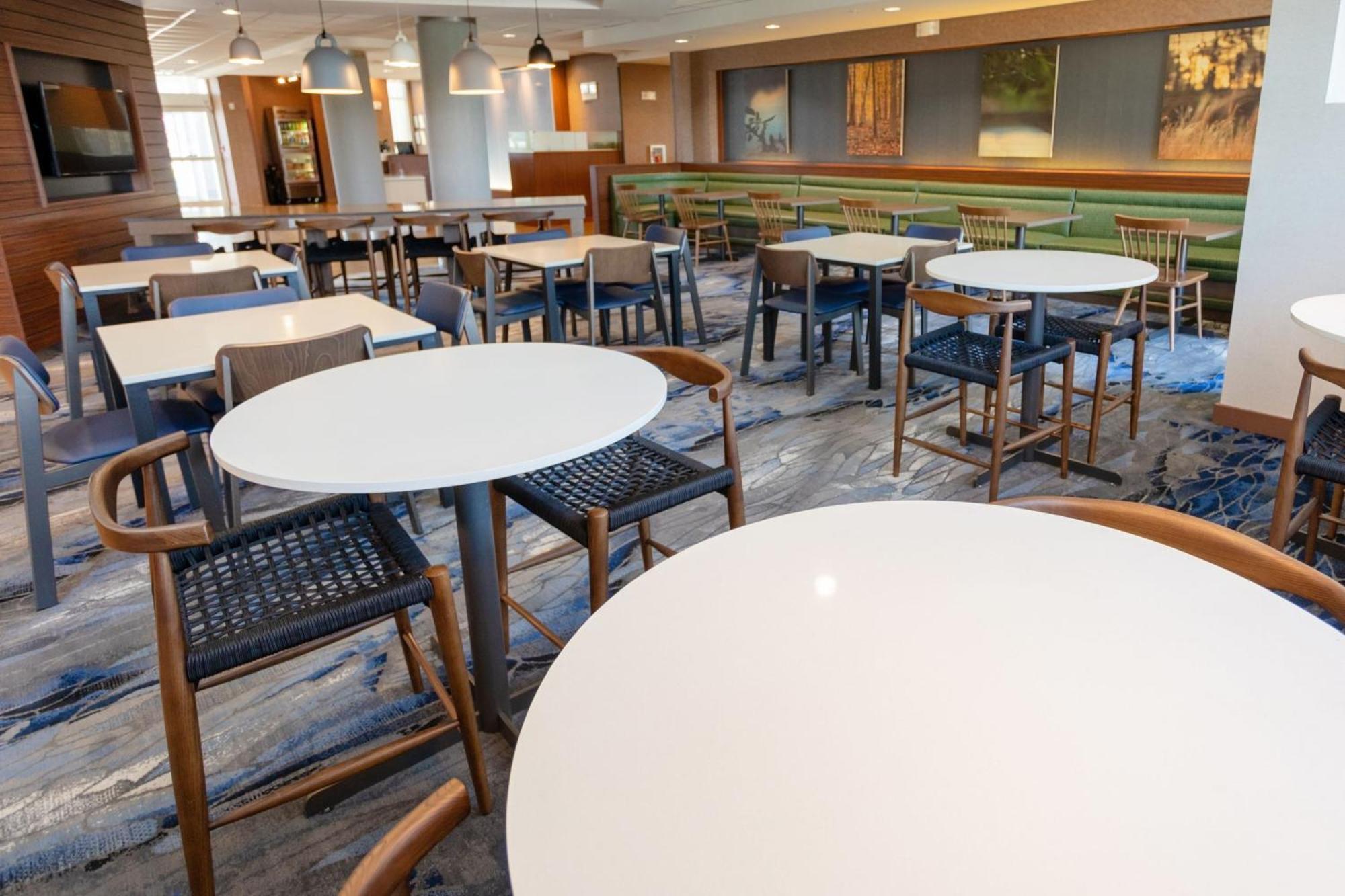 Fairfield Inn & Suites By Marriott Athens I-65 Экстерьер фото